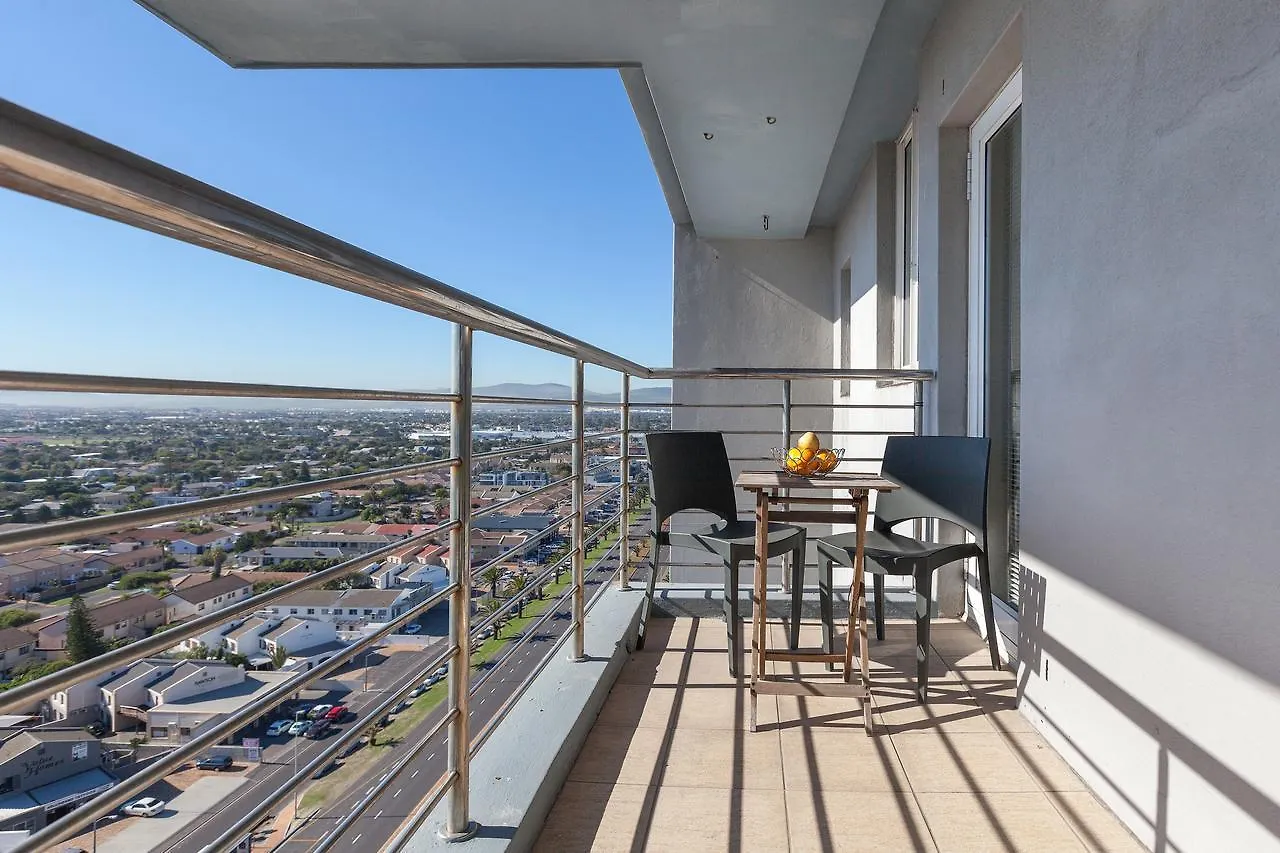 Horizon Bay 1206 By Ctha Apartment Bloubergstrand