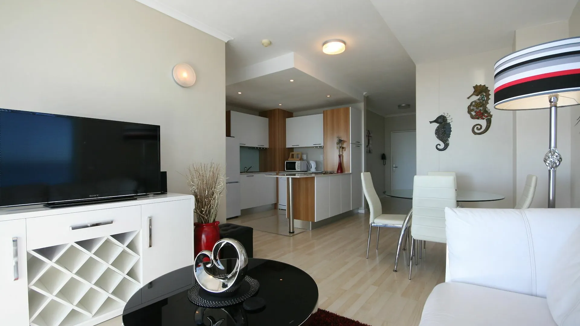 Apartment Horizon Bay 1206 By Ctha